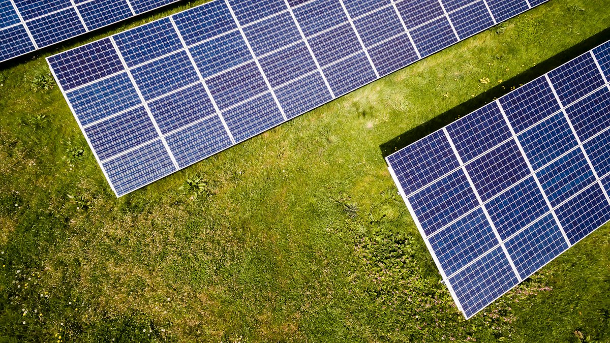 Monocrystalline PERC Solar Panel 550W — image 2